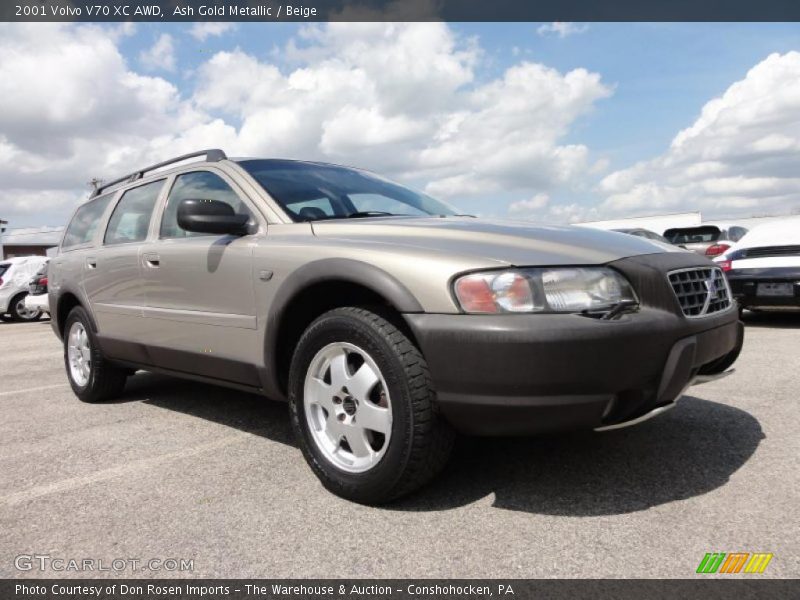 Ash Gold Metallic / Beige 2001 Volvo V70 XC AWD