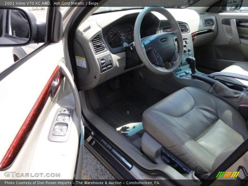 Ash Gold Metallic / Beige 2001 Volvo V70 XC AWD