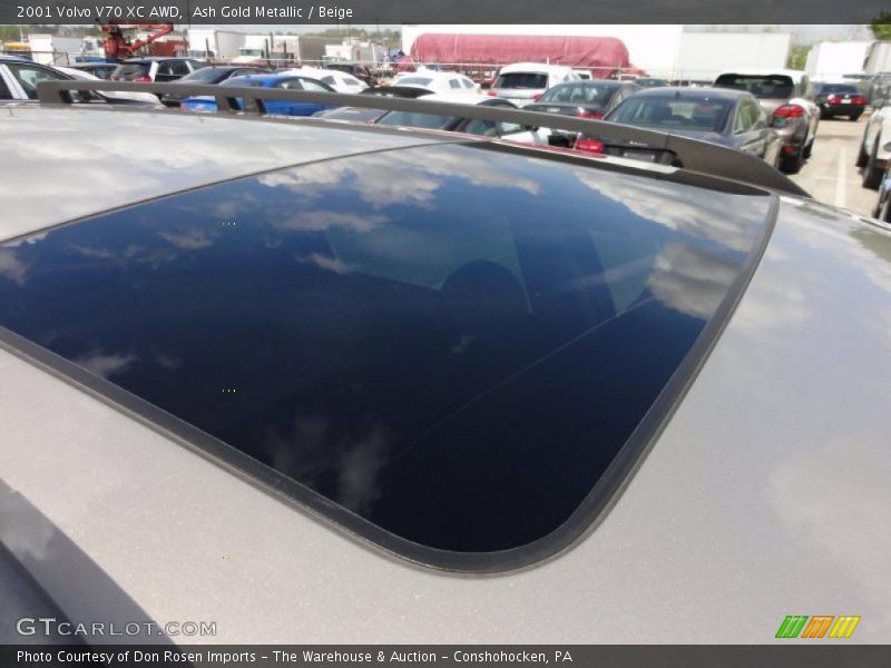 Ash Gold Metallic / Beige 2001 Volvo V70 XC AWD