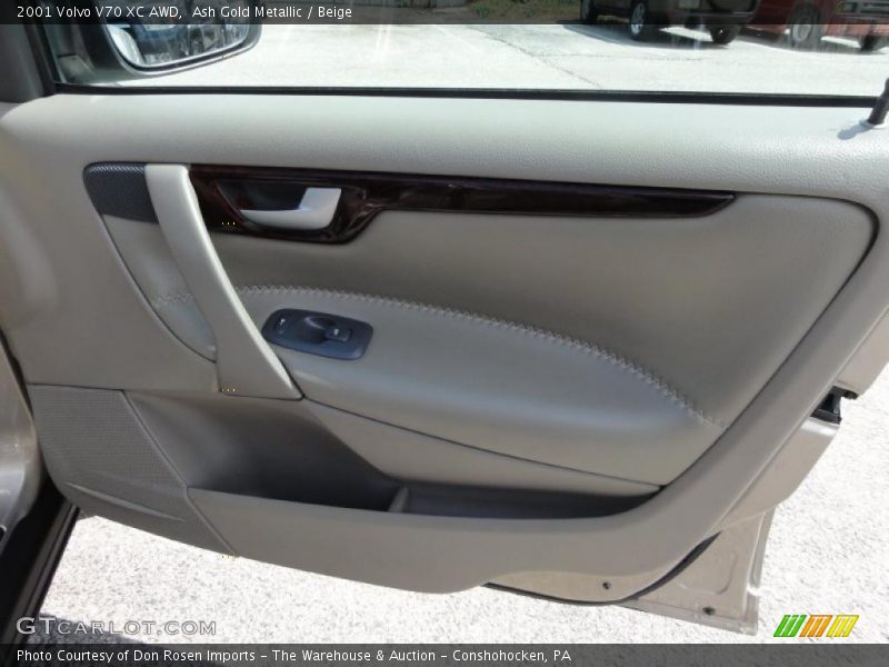 Ash Gold Metallic / Beige 2001 Volvo V70 XC AWD