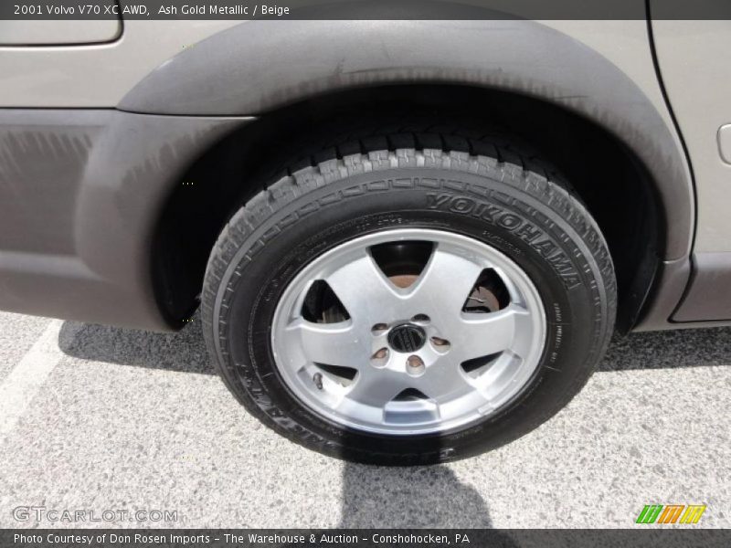 Ash Gold Metallic / Beige 2001 Volvo V70 XC AWD