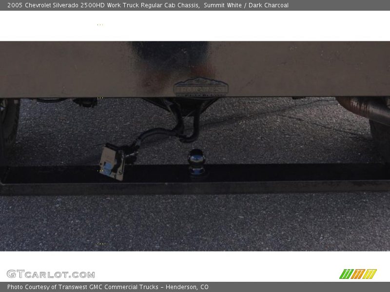 Summit White / Dark Charcoal 2005 Chevrolet Silverado 2500HD Work Truck Regular Cab Chassis