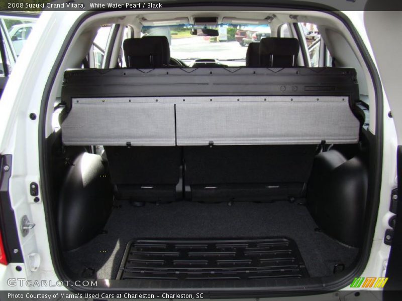 White Water Pearl / Black 2008 Suzuki Grand Vitara