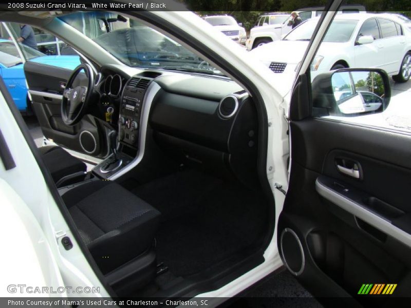 White Water Pearl / Black 2008 Suzuki Grand Vitara