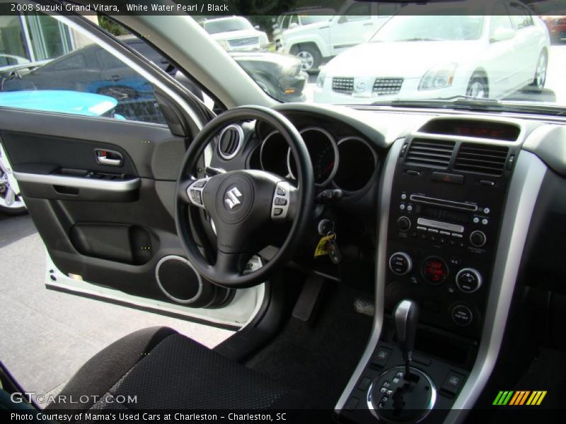 White Water Pearl / Black 2008 Suzuki Grand Vitara