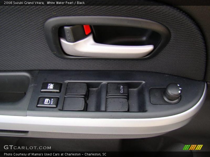 White Water Pearl / Black 2008 Suzuki Grand Vitara