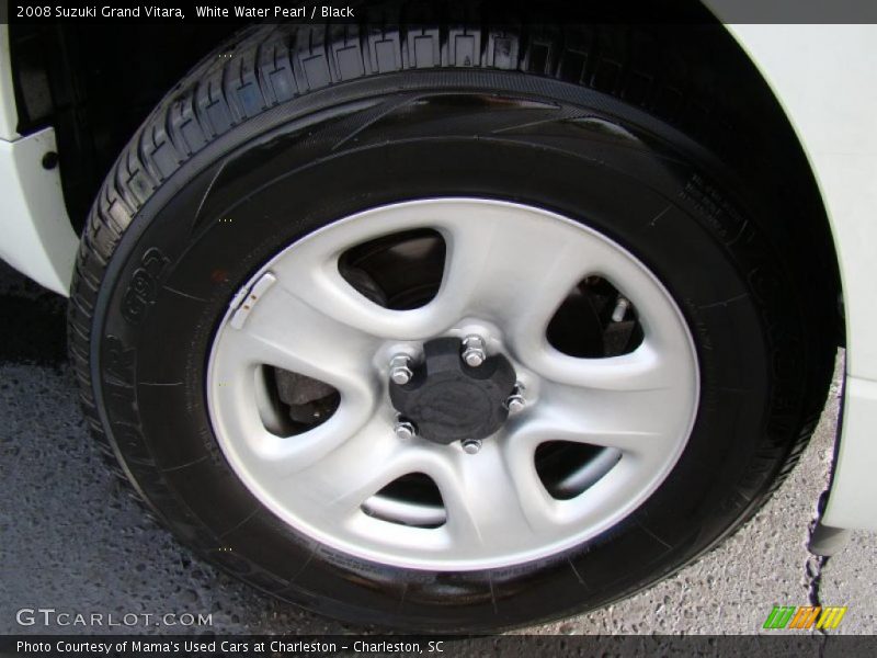 White Water Pearl / Black 2008 Suzuki Grand Vitara