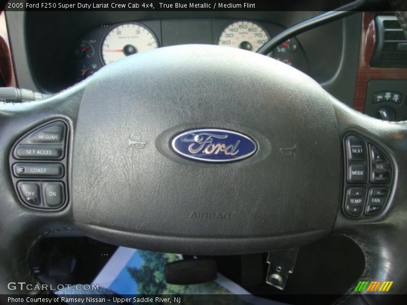 True Blue Metallic / Medium Flint 2005 Ford F250 Super Duty Lariat Crew Cab 4x4