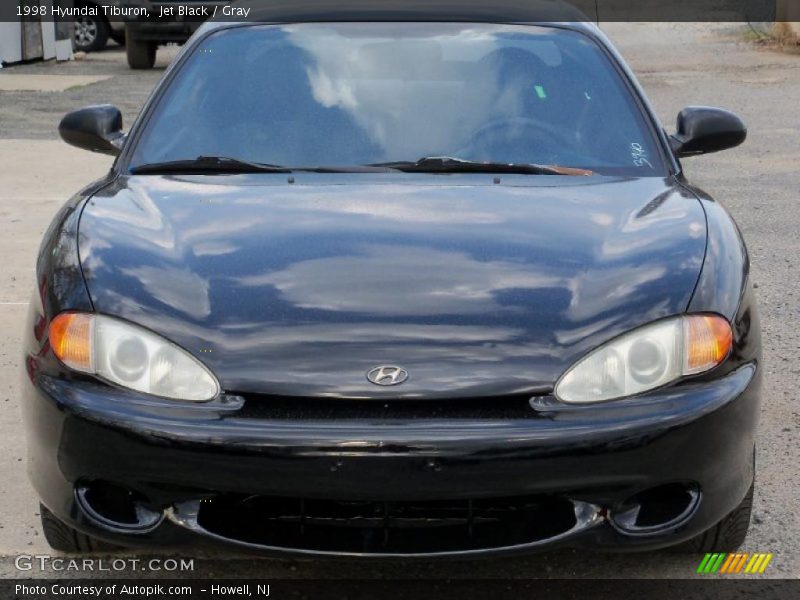 Jet Black / Gray 1998 Hyundai Tiburon