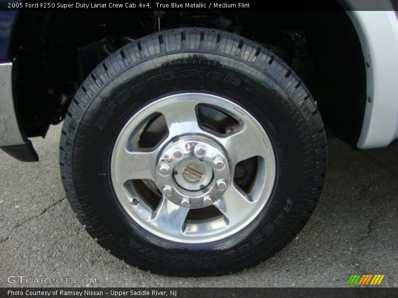 True Blue Metallic / Medium Flint 2005 Ford F250 Super Duty Lariat Crew Cab 4x4