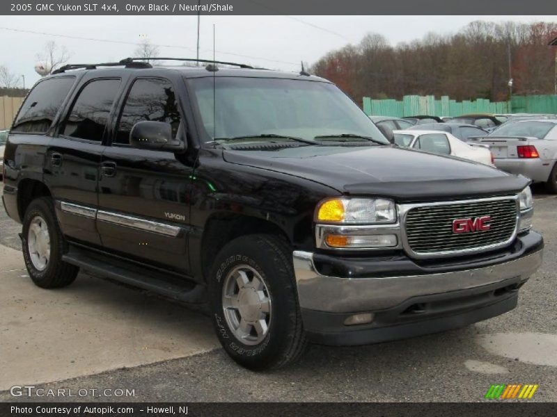 Onyx Black / Neutral/Shale 2005 GMC Yukon SLT 4x4