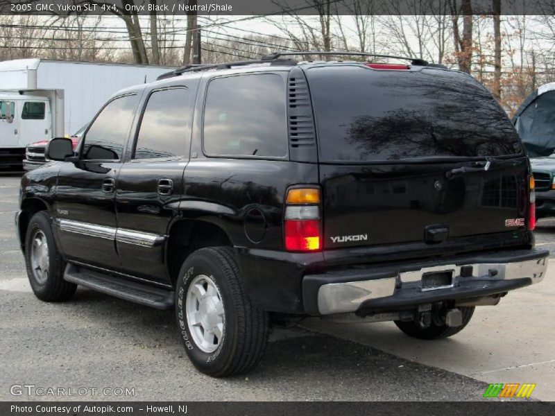 Onyx Black / Neutral/Shale 2005 GMC Yukon SLT 4x4