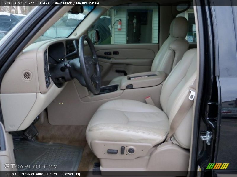 Onyx Black / Neutral/Shale 2005 GMC Yukon SLT 4x4