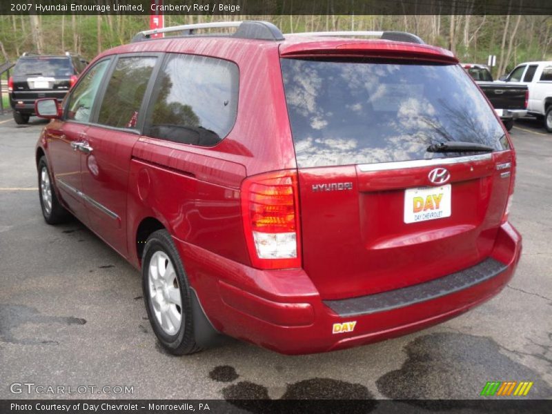 Cranberry Red / Beige 2007 Hyundai Entourage Limited