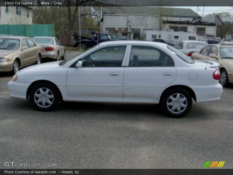 White / Gray 1999 Kia Sephia LS
