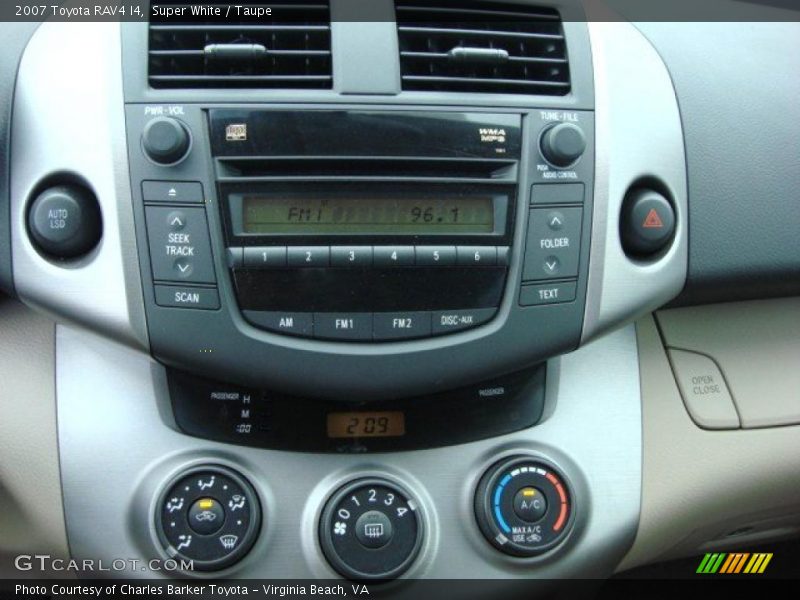 Super White / Taupe 2007 Toyota RAV4 I4