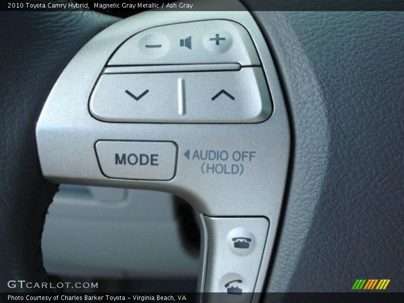 Controls of 2010 Camry Hybrid