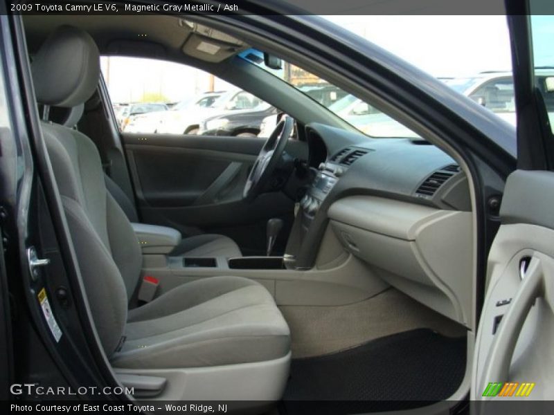 Magnetic Gray Metallic / Ash 2009 Toyota Camry LE V6