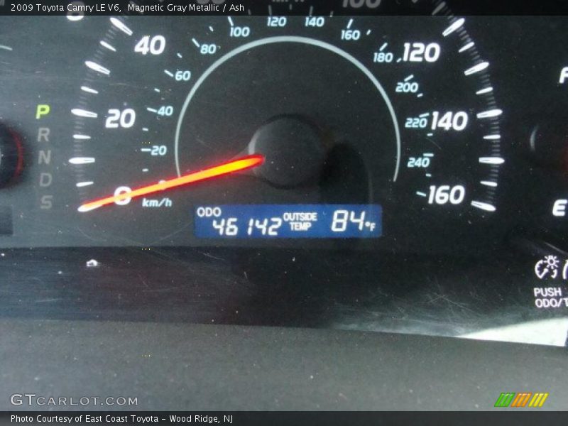 Magnetic Gray Metallic / Ash 2009 Toyota Camry LE V6