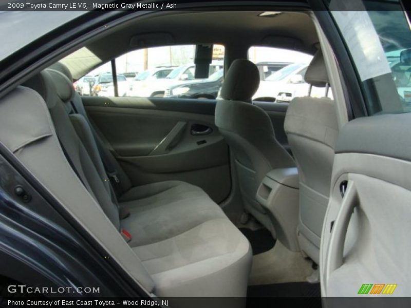Magnetic Gray Metallic / Ash 2009 Toyota Camry LE V6