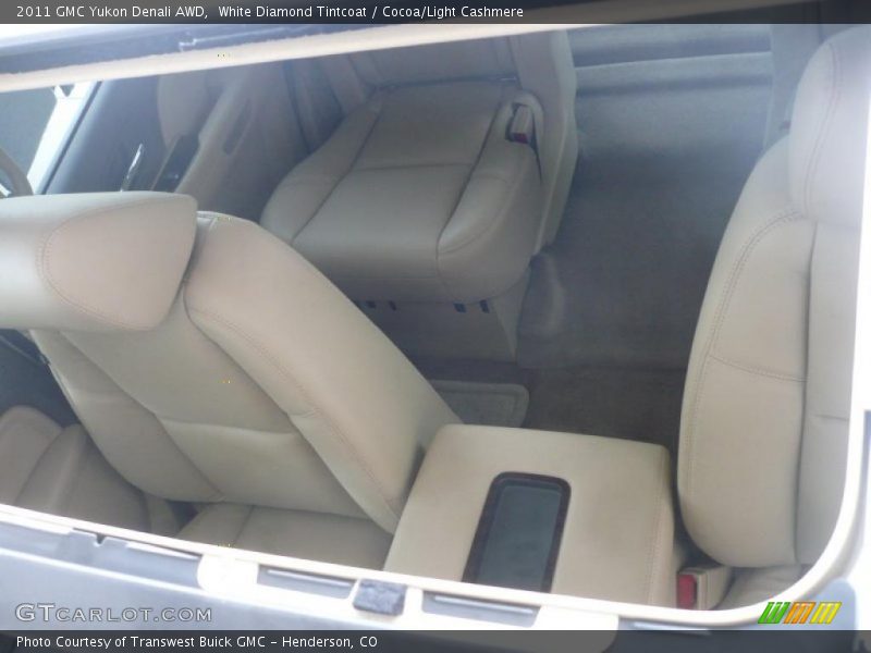White Diamond Tintcoat / Cocoa/Light Cashmere 2011 GMC Yukon Denali AWD
