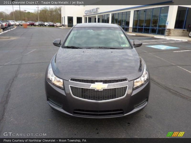 Taupe Gray Metallic / Jet Black 2011 Chevrolet Cruze LT