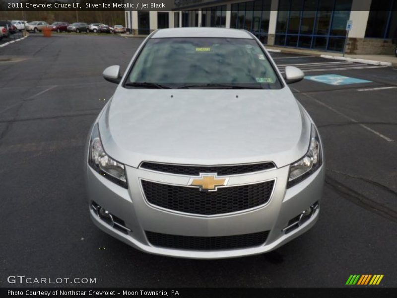 Silver Ice Metallic / Jet Black 2011 Chevrolet Cruze LT