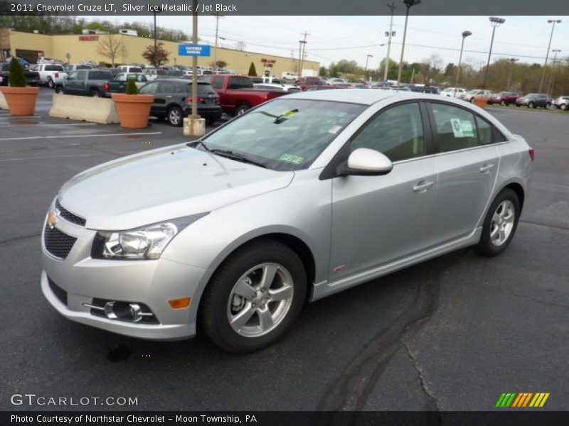 Silver Ice Metallic / Jet Black 2011 Chevrolet Cruze LT