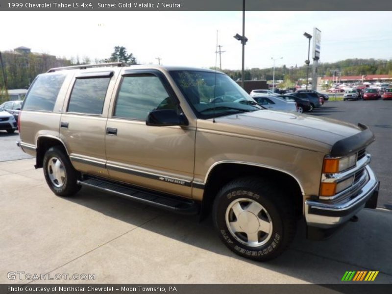Sunset Gold Metallic / Neutral 1999 Chevrolet Tahoe LS 4x4