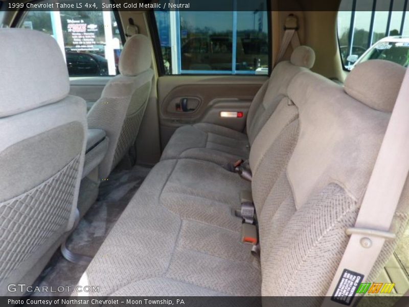 Sunset Gold Metallic / Neutral 1999 Chevrolet Tahoe LS 4x4