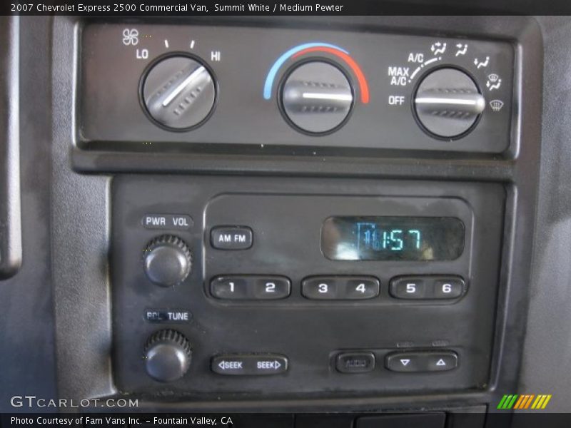 Summit White / Medium Pewter 2007 Chevrolet Express 2500 Commercial Van