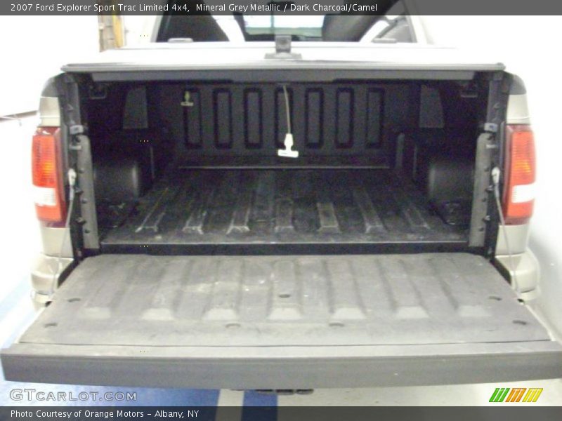Mineral Grey Metallic / Dark Charcoal/Camel 2007 Ford Explorer Sport Trac Limited 4x4