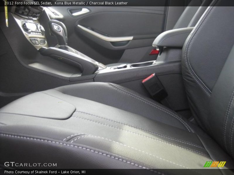  2012 Focus SEL Sedan Charcoal Black Leather Interior