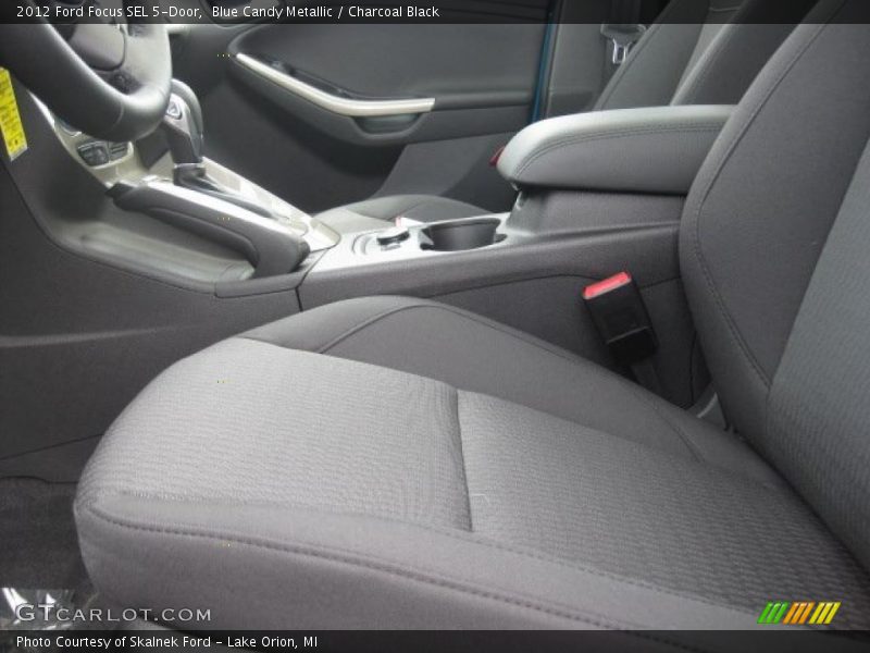  2012 Focus SEL 5-Door Charcoal Black Interior