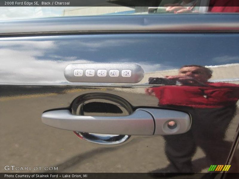 Black / Charcoal 2008 Ford Edge SE