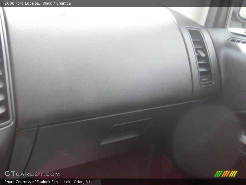 Black / Charcoal 2008 Ford Edge SE
