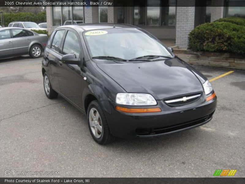 Black / Gray 2005 Chevrolet Aveo Special Value Hatchback