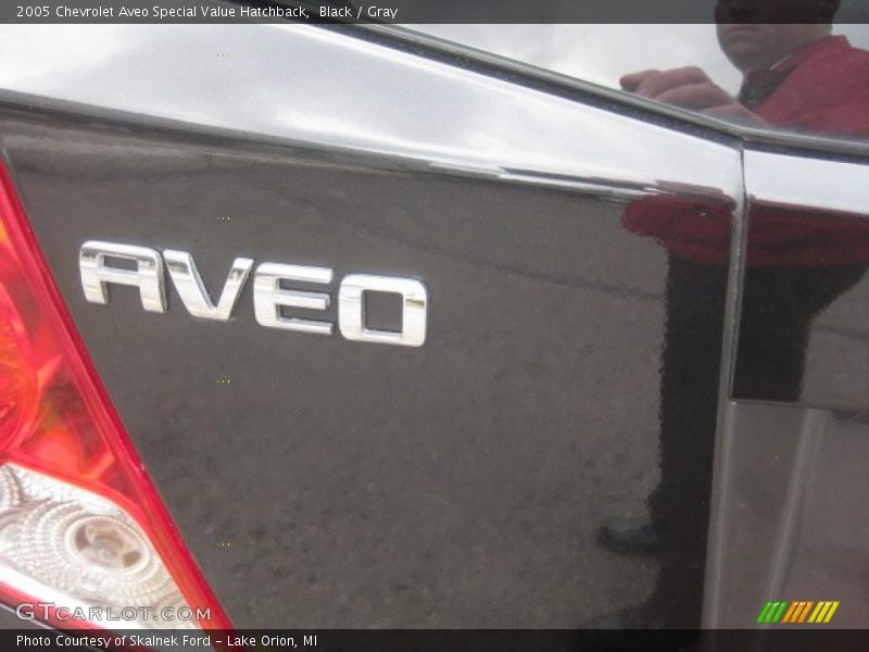 Black / Gray 2005 Chevrolet Aveo Special Value Hatchback
