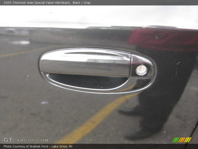 Black / Gray 2005 Chevrolet Aveo Special Value Hatchback