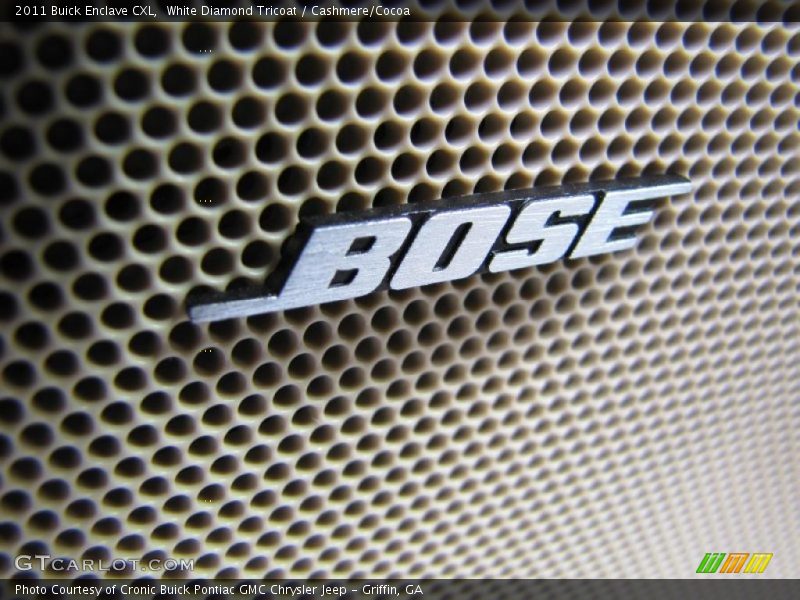 White Diamond Tricoat / Cashmere/Cocoa 2011 Buick Enclave CXL