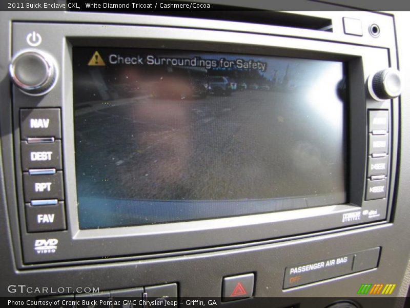 White Diamond Tricoat / Cashmere/Cocoa 2011 Buick Enclave CXL