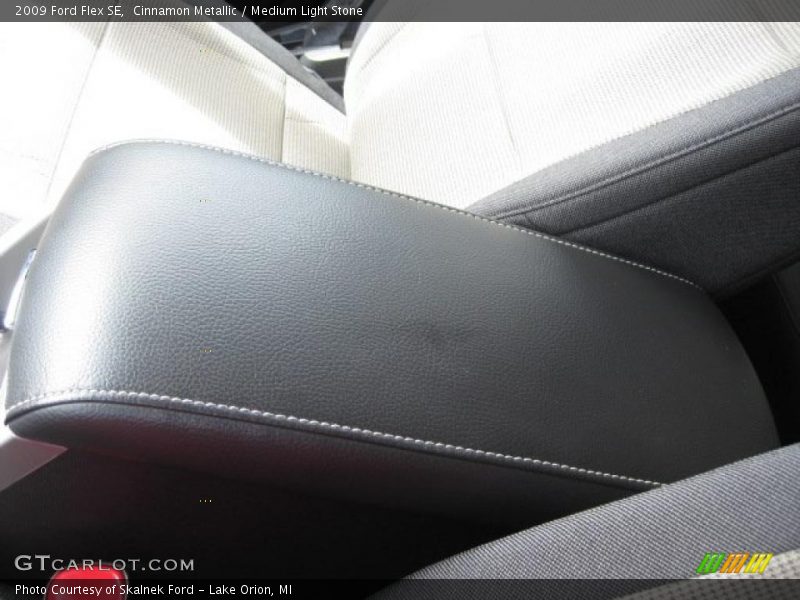 Cinnamon Metallic / Medium Light Stone 2009 Ford Flex SE