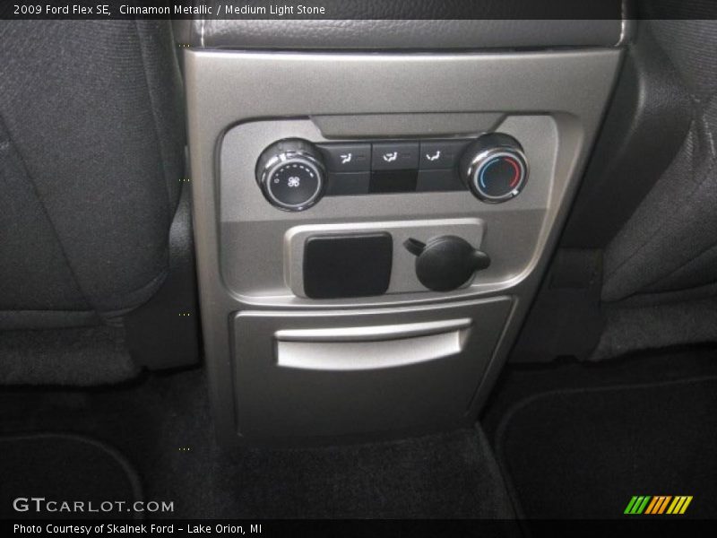 Cinnamon Metallic / Medium Light Stone 2009 Ford Flex SE