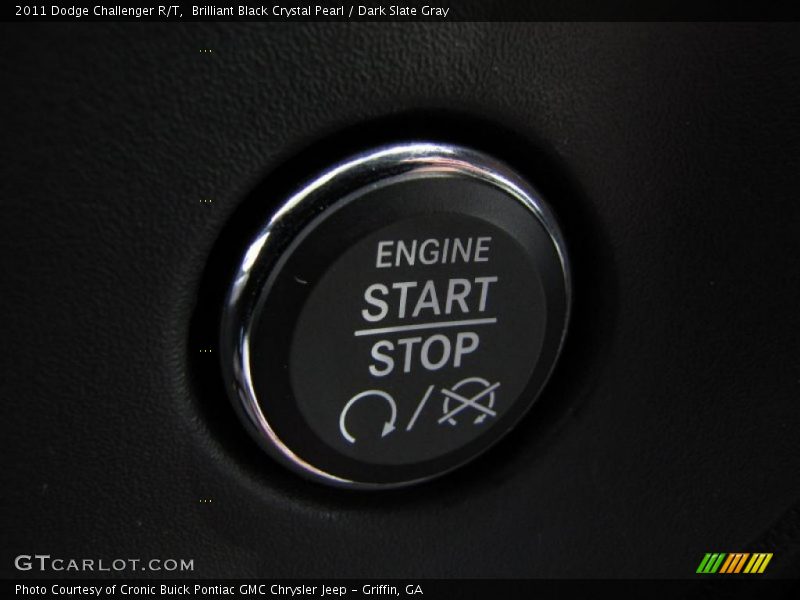 Brilliant Black Crystal Pearl / Dark Slate Gray 2011 Dodge Challenger R/T