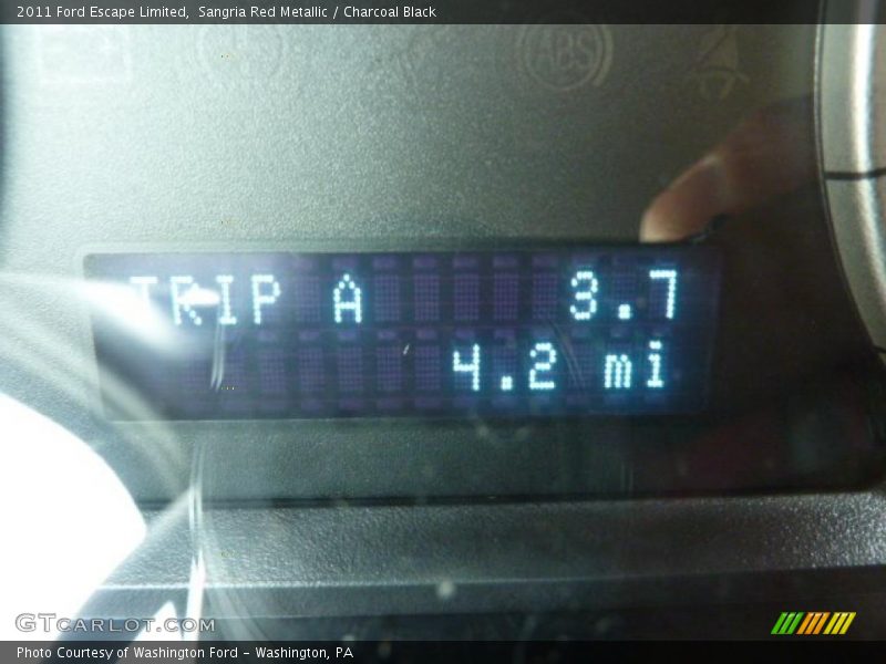 Sangria Red Metallic / Charcoal Black 2011 Ford Escape Limited