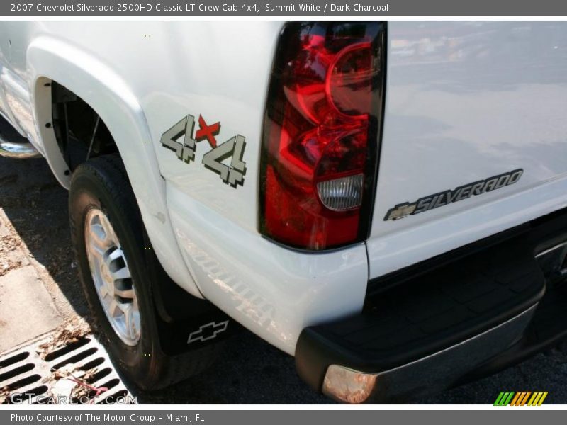 Summit White / Dark Charcoal 2007 Chevrolet Silverado 2500HD Classic LT Crew Cab 4x4
