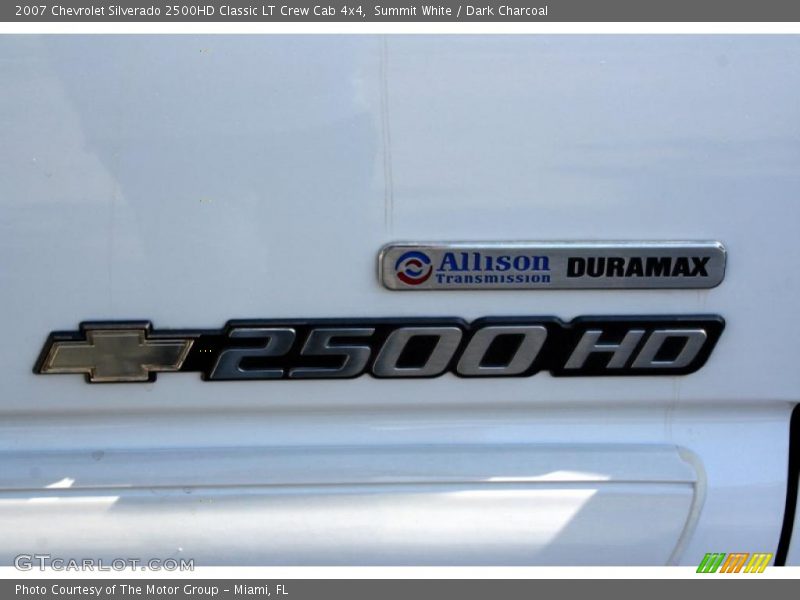 Summit White / Dark Charcoal 2007 Chevrolet Silverado 2500HD Classic LT Crew Cab 4x4
