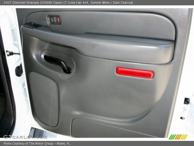 Summit White / Dark Charcoal 2007 Chevrolet Silverado 2500HD Classic LT Crew Cab 4x4