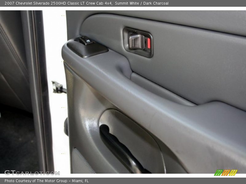 Summit White / Dark Charcoal 2007 Chevrolet Silverado 2500HD Classic LT Crew Cab 4x4