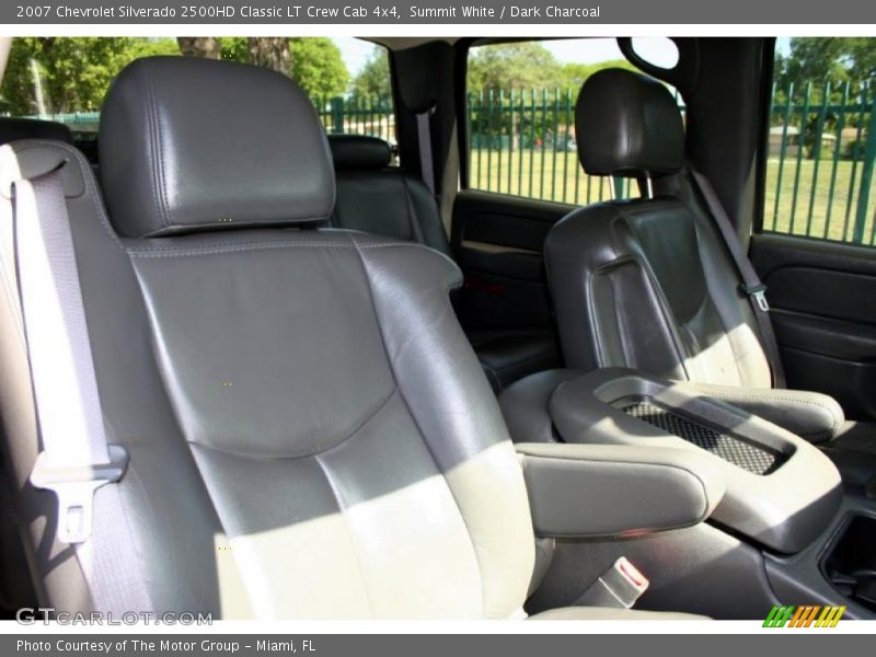 Summit White / Dark Charcoal 2007 Chevrolet Silverado 2500HD Classic LT Crew Cab 4x4